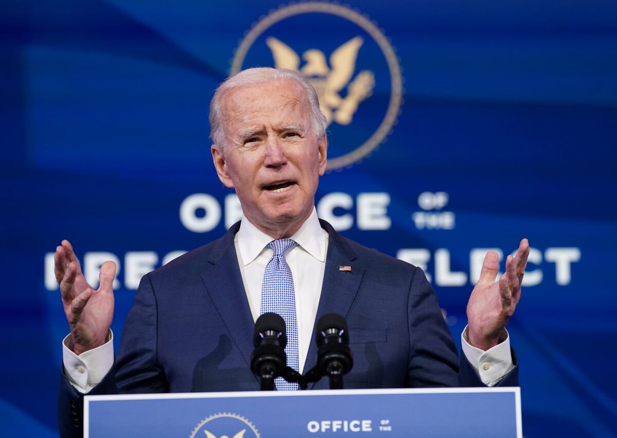 Biden: ‘Nuestra democracia está bajo un ataque sin precedentes’