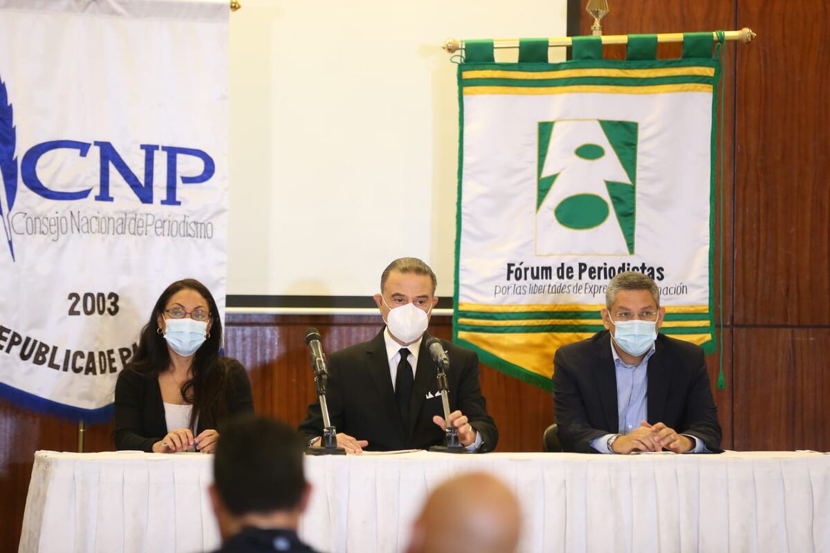 No se dejarán intimidar. Gremios periodísticos advierten grandes amenazas contra la libertad de expresión. Video