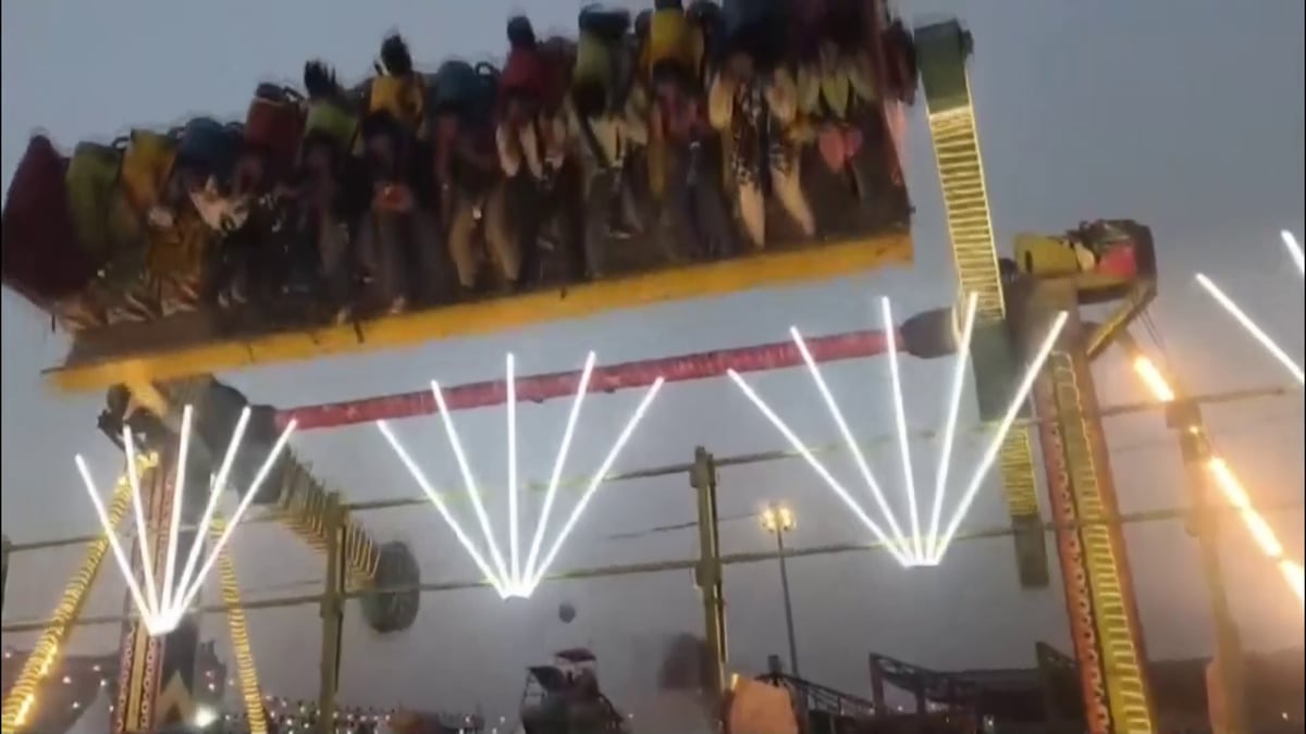 ¡De Terror! Falla letal de juego mecánico en feria de India deja a un inspector muerto y 13 heridos