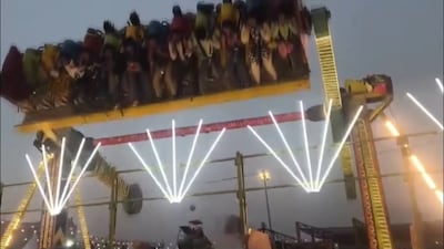 ¡De Terror! Falla letal de juego mecánico en feria de India deja a un inspector muerto y 13 heridos
