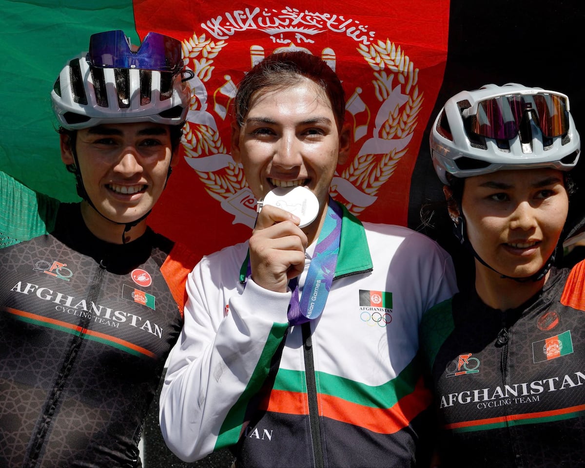 Fariba Hashimi pasó disfrazada de hombre a ganar la medalla de plata en los Juegos Asiáticos