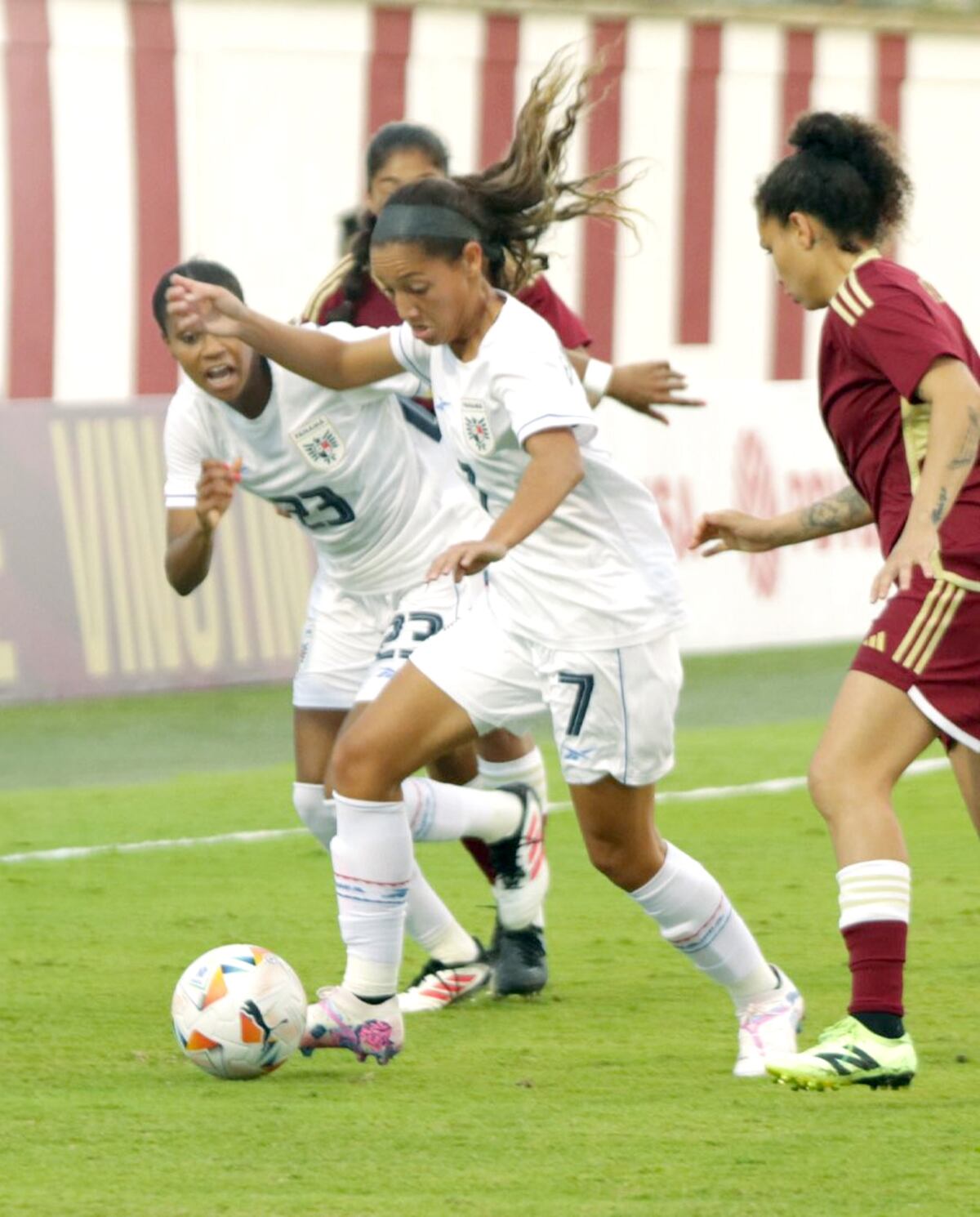 Toña Is sufre su primer revés: Panamá Femenina cae 1-0 ante Venezuela en Margarita