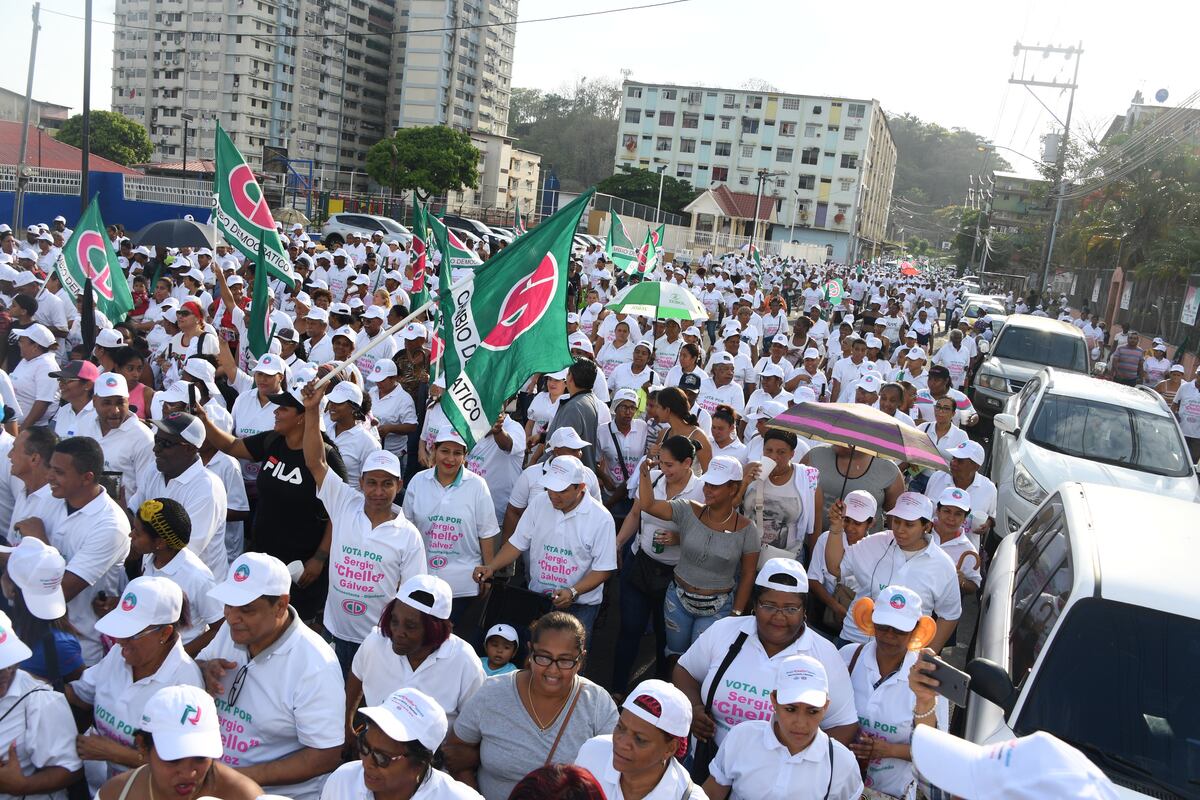 “Chello” cierra campaña electoral en El Chorrillo