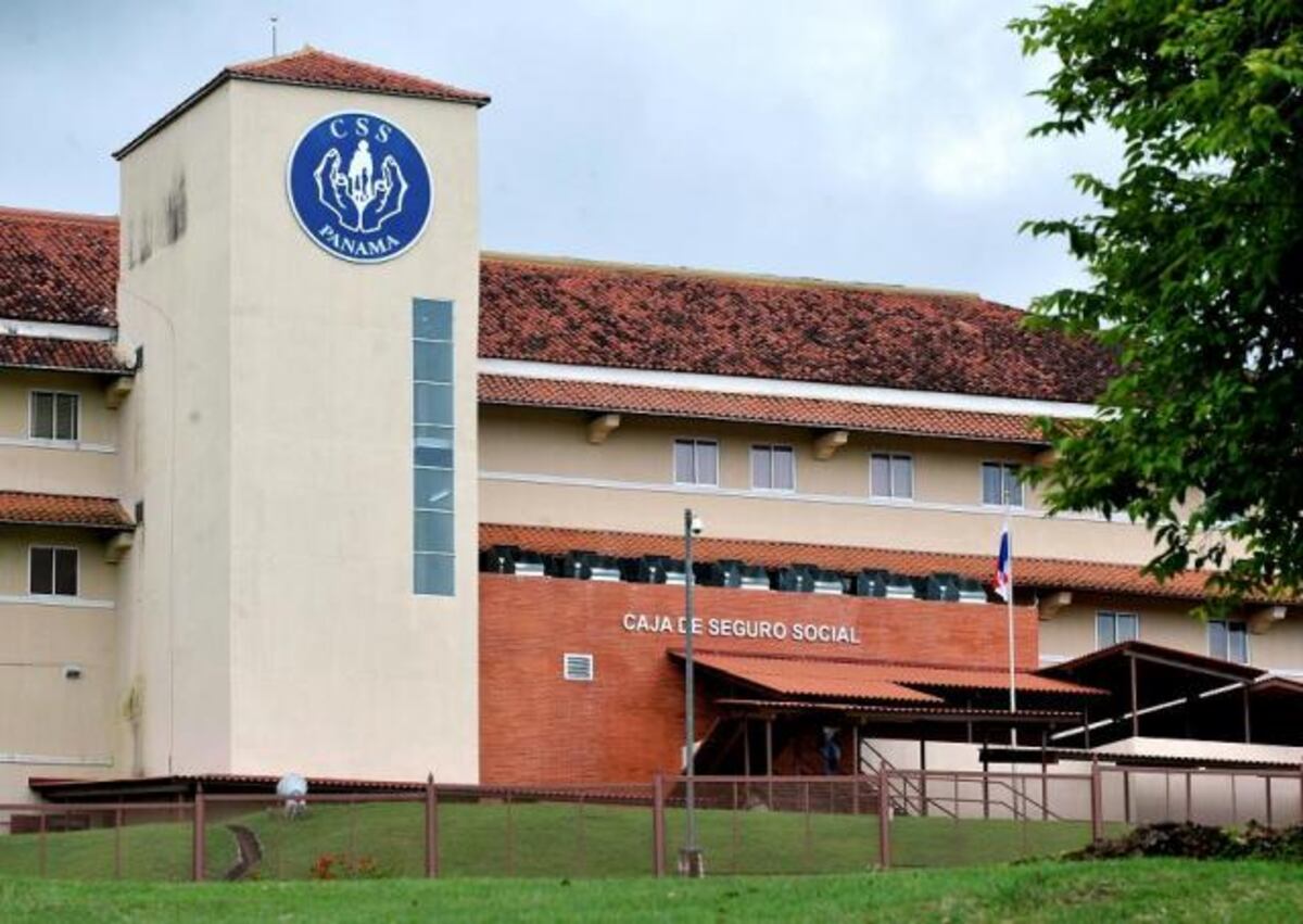 La Caja de Seguro Social investiga a funcionarios por posibles faltas a la ética  