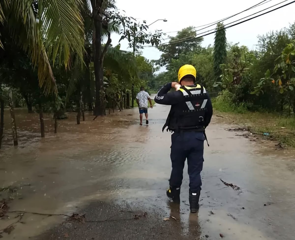 Tonosí se ahoga entre lodo y lluvia: así golpea el huracán Melissa a Los Santos y Veraguas 