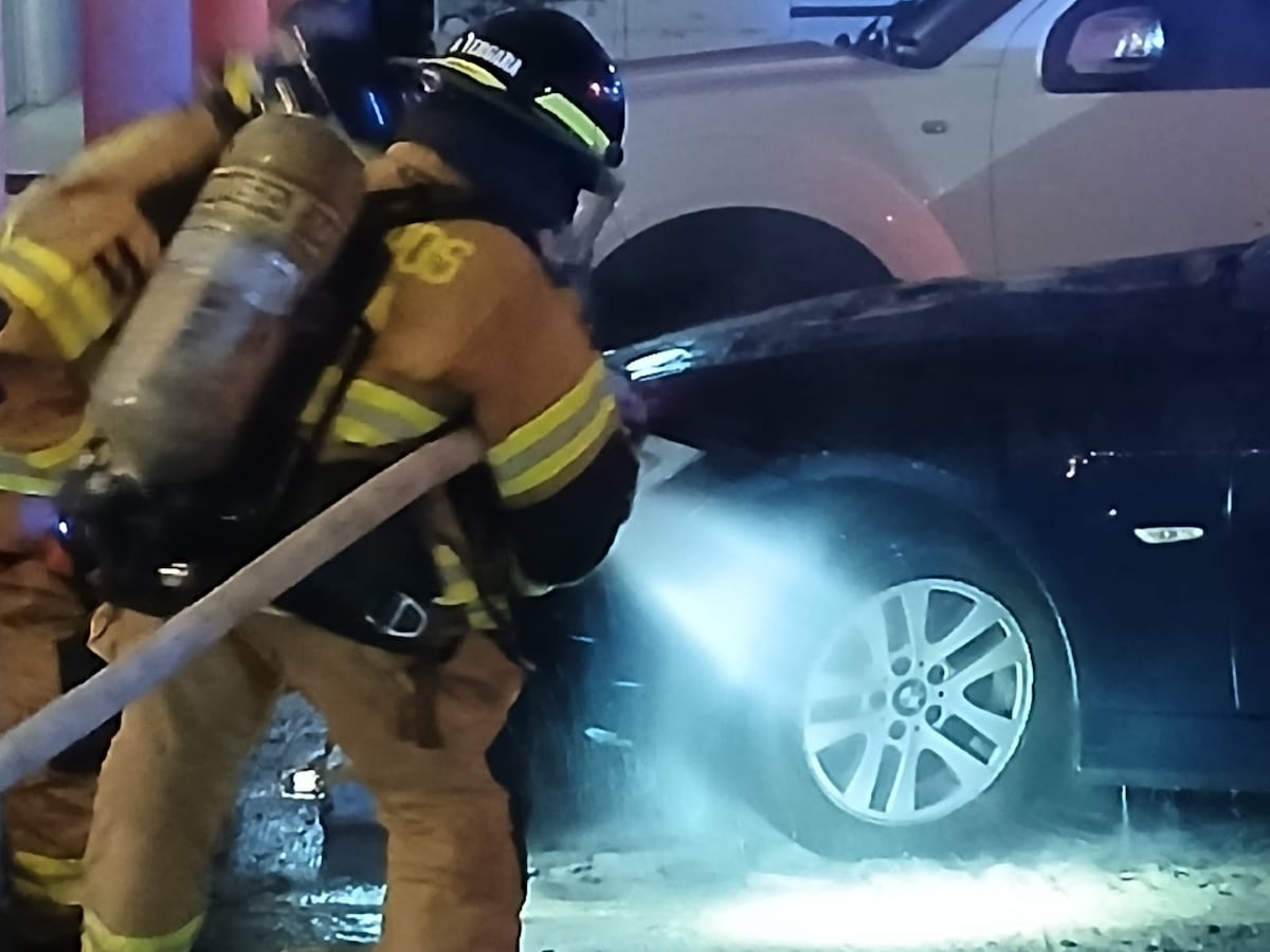 Fuego sobre ruedas: 62 vehículos incendiados marcan el arranque del 2026 en Panamá