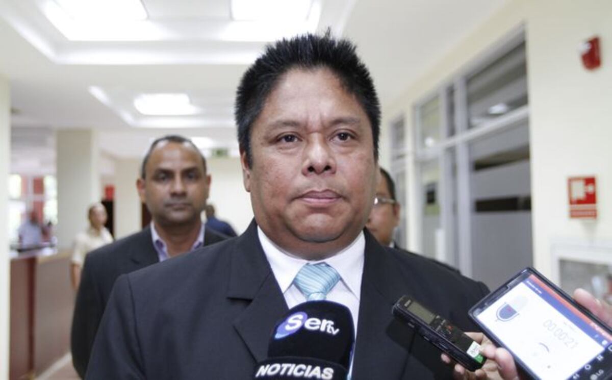 LO ÚLTIMO. Aún con vida, quinceañera que recibió tiro en la cabeza. Hay capturas