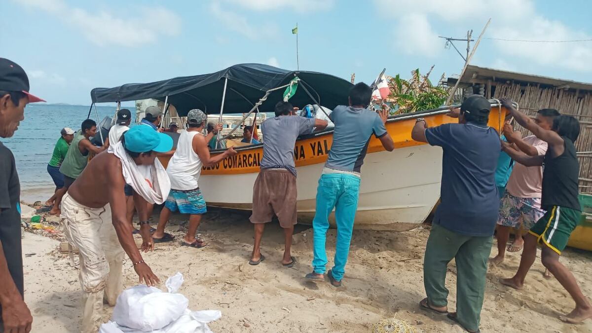 Lancha del Consejo Comarcal de Guna Yala choca contra cayuco de un pescador