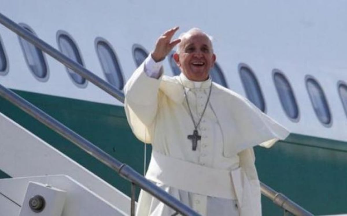 En honor al Papa. Décima dedicada a Francisco se viraliza. Video