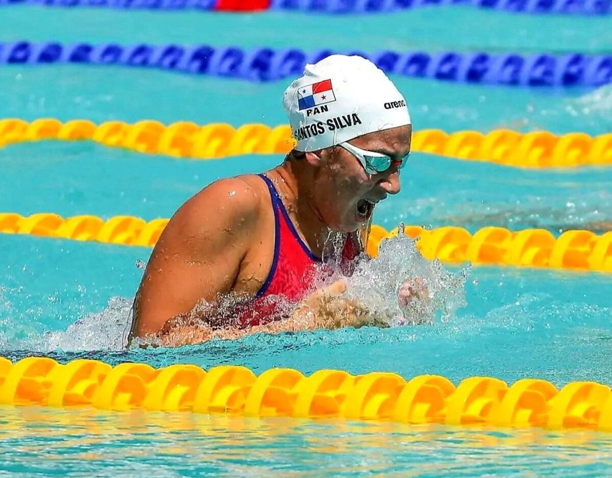Cuatro panameño buscarán sumar medallas de oro este sábado en la natación de los Bolivarianos