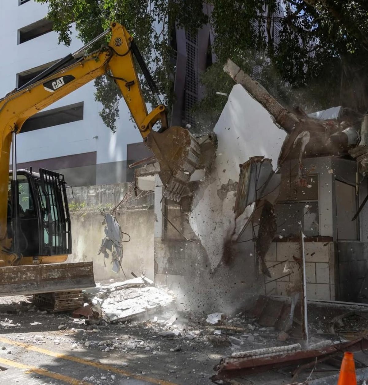 ‘La autoridad competente soy yo con la Policía’, dice Serena Vamvas en intercambio tras demolición en Coco Parque + VIDEO