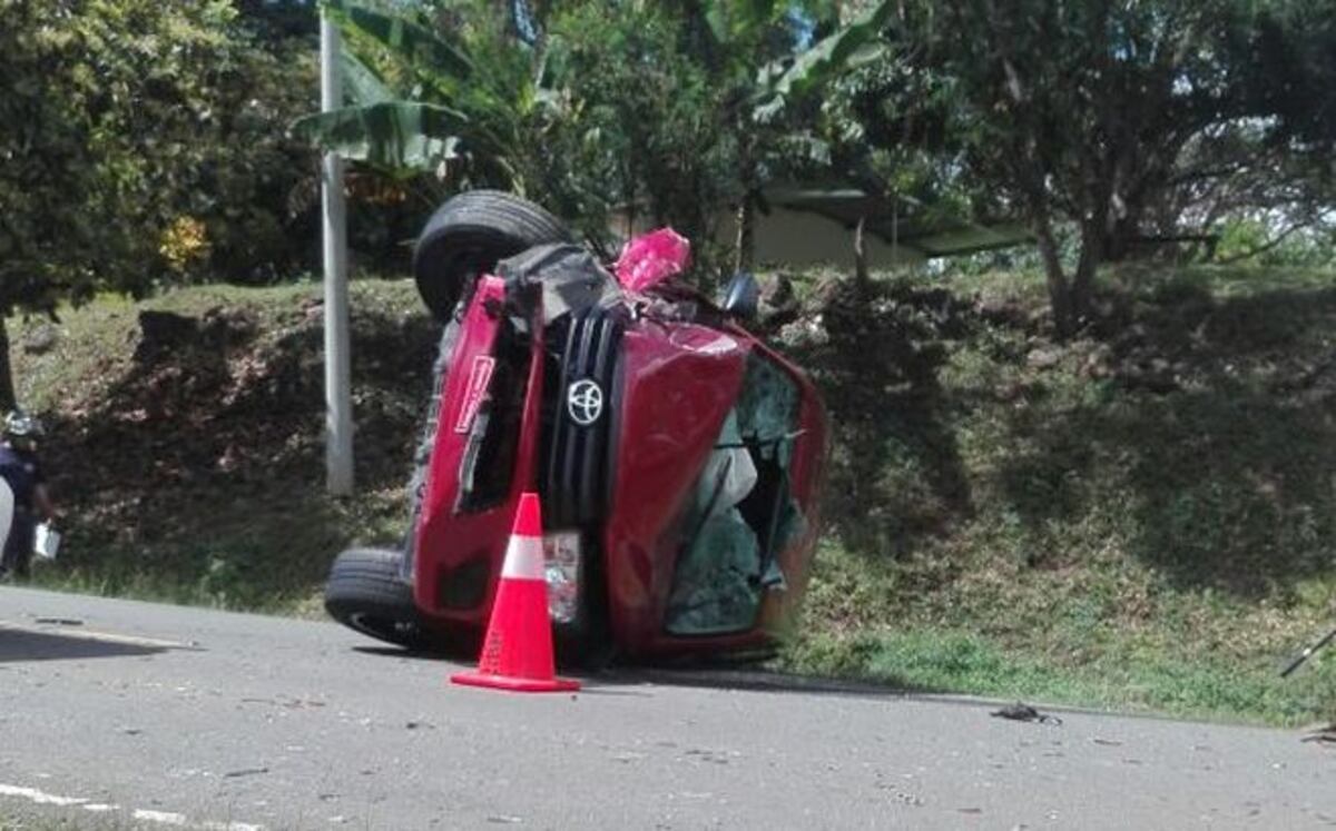 Seis heridos deja accidente de tránsito en la entrada de Majarilla en Ocú