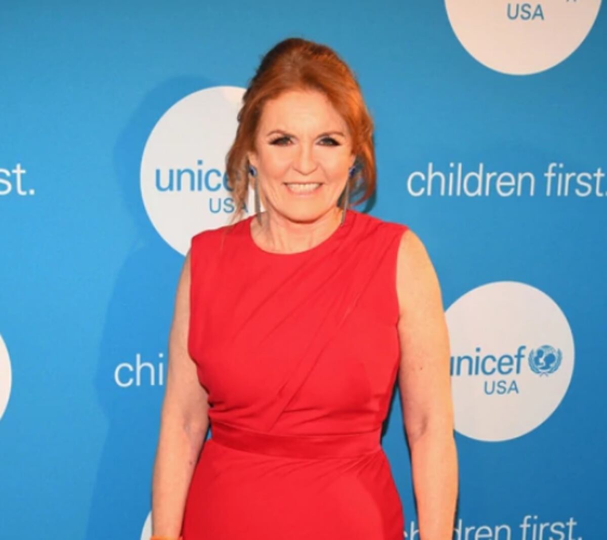 POLÉMICA. El príncipe Harry y Meghan Markle invitaron a un incómodo personaje