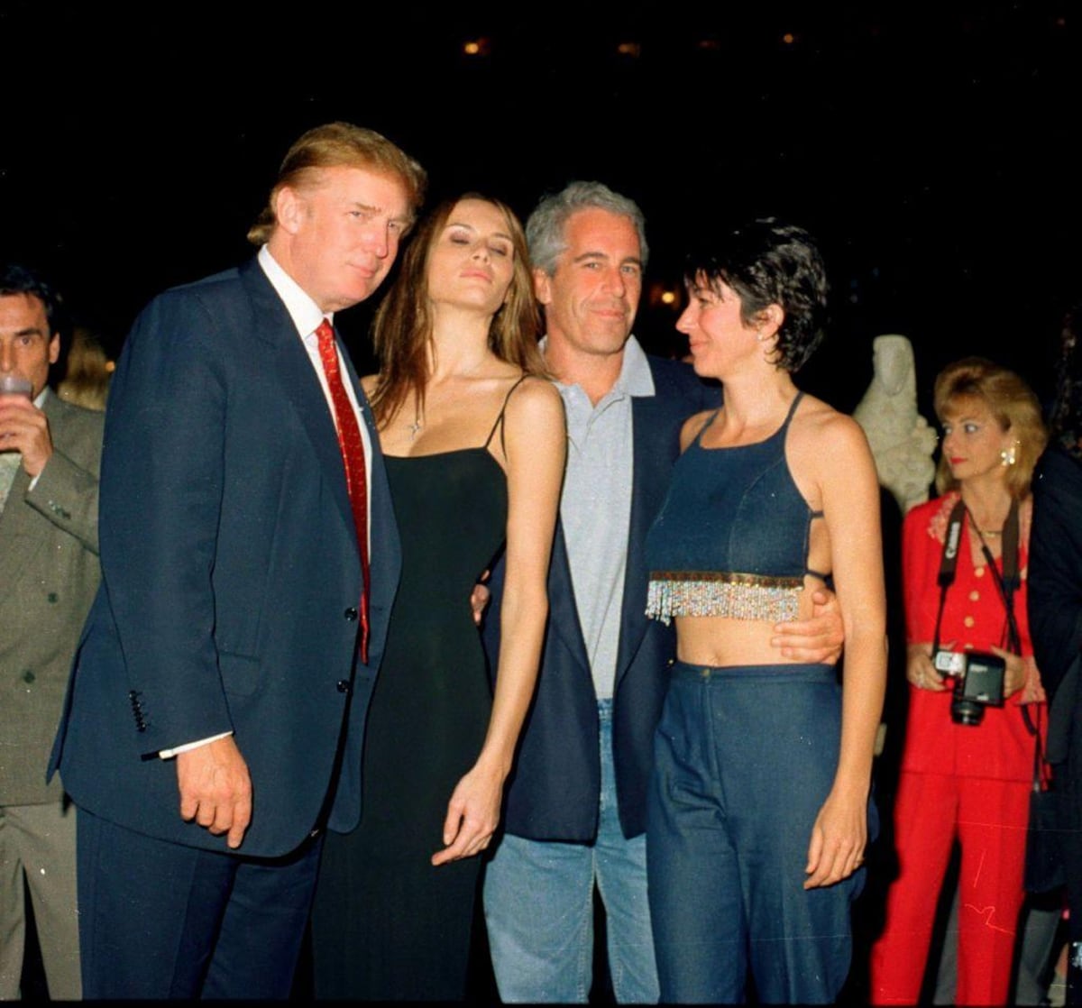 Melania Trump niega vínculos con Jeffrey Epstein y sorprende incluso a Donald Trump
