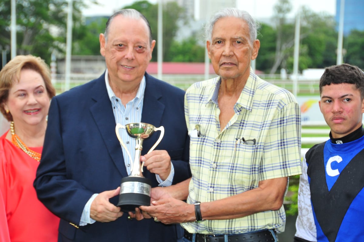 El invicto “Adage” sigue brillando en el Hipódromo Presidente Remón