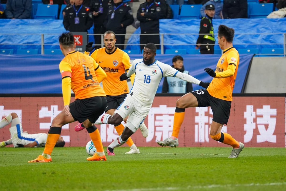 Panamá empezó con una victoria su gira por China