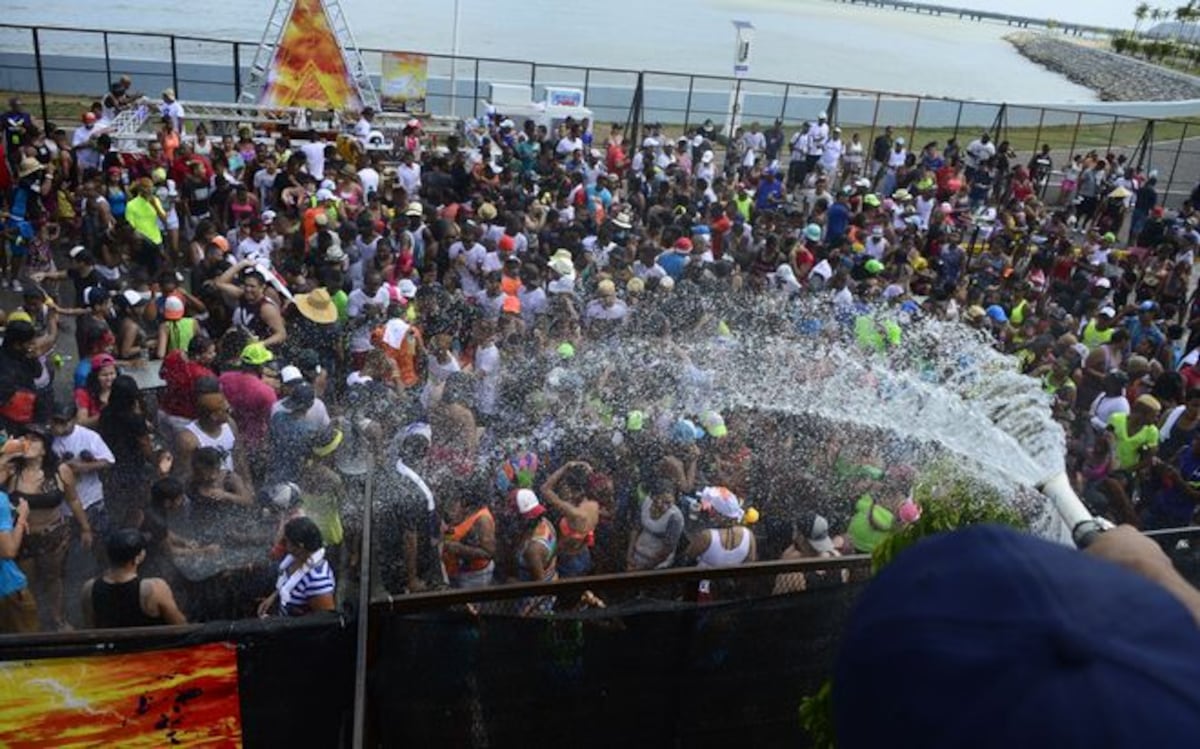 Elegirán a la reina del carnaval capitalino 2020