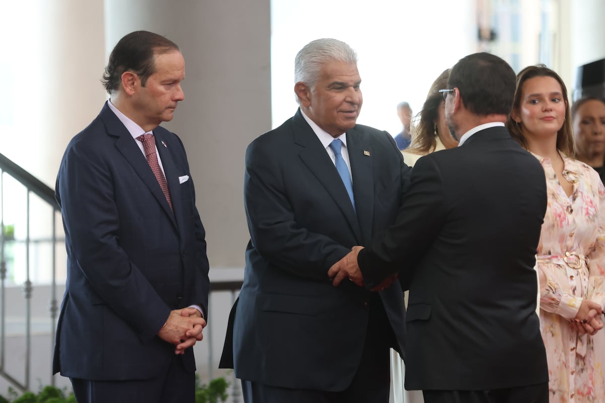 Gustavo Petro y otros mandatarios se dan cita en Panamá por el Bicentenario del Congreso Anfictiónico