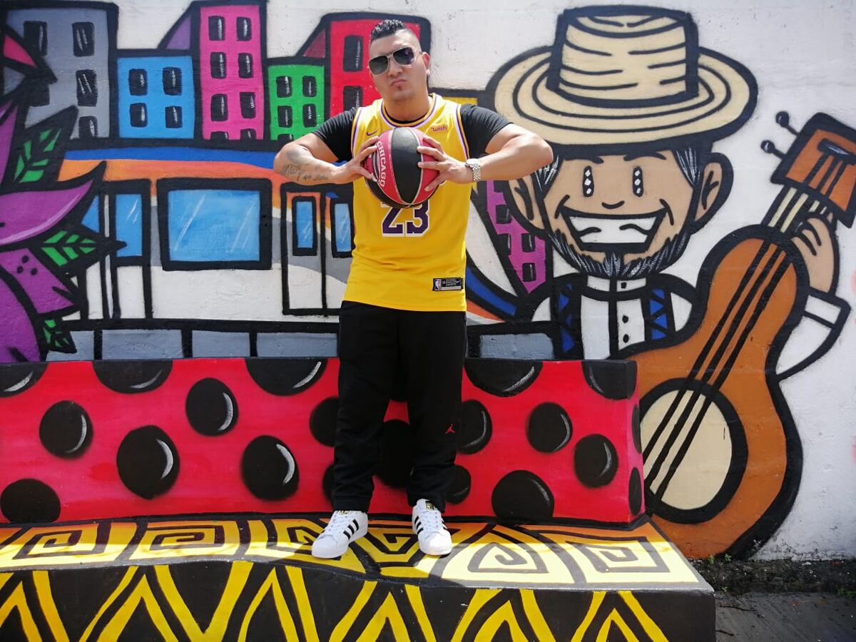 Flow de la Calle un artista que viene con todo. Pegajoso remix no oficial se apodera de las redes y se viraliza