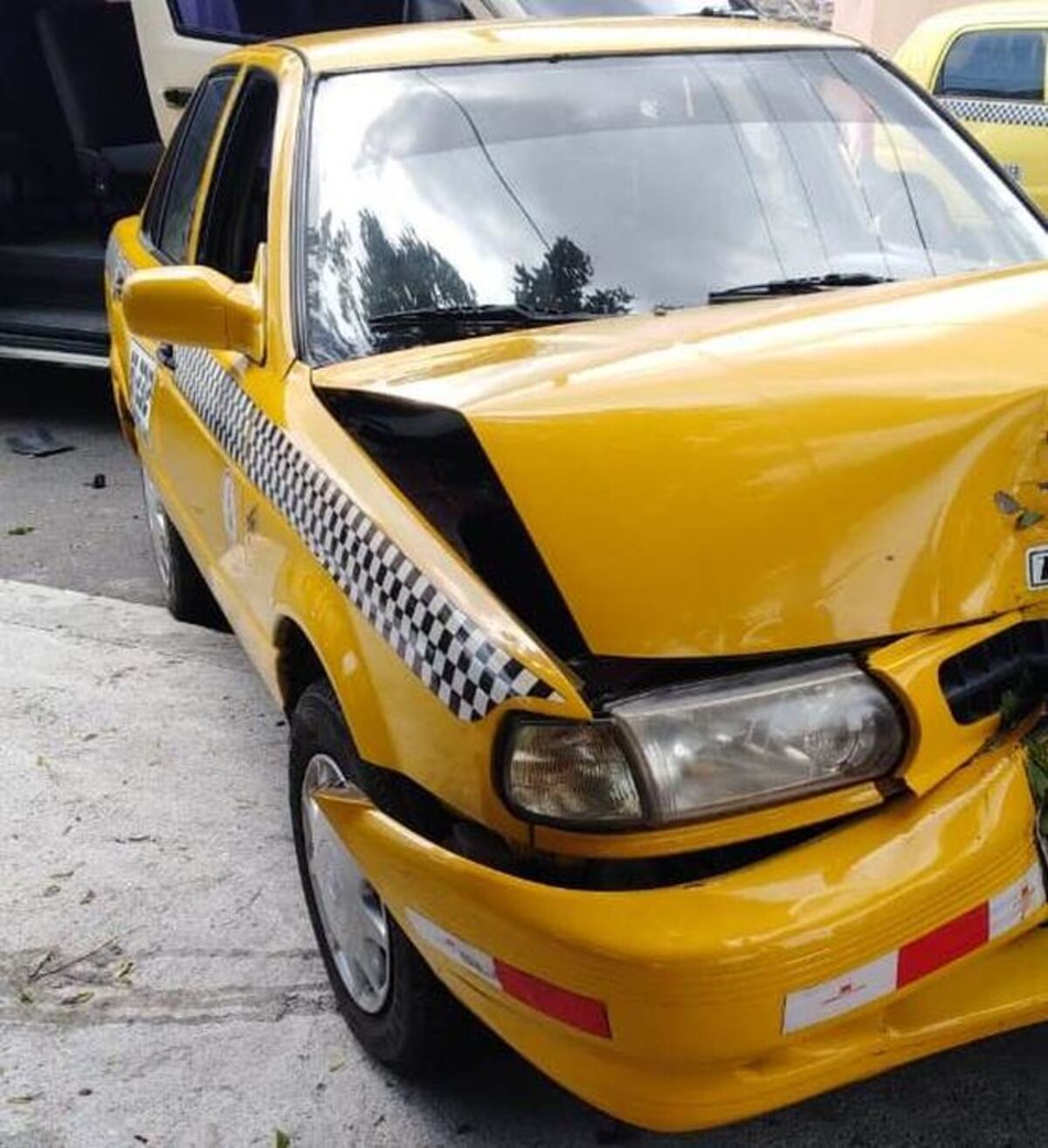 Uno de los delincuentes llegó en silla de ruedas a robar al banco | Video