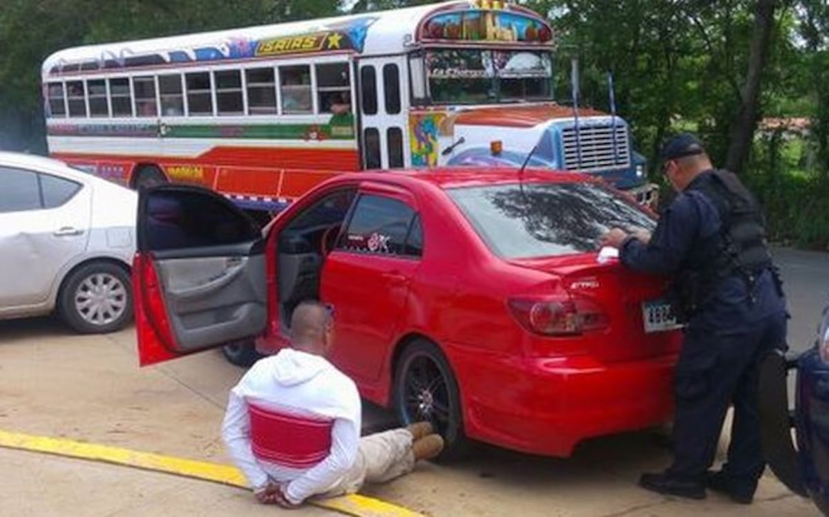 ROBO. Interceptan y atrapan a presunto asaltante en persecución de película