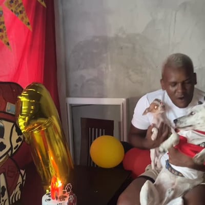 ¡Fiesta perruna! La Dikisima lo dio todo en el cumpleaños de su perro Diko Antonio