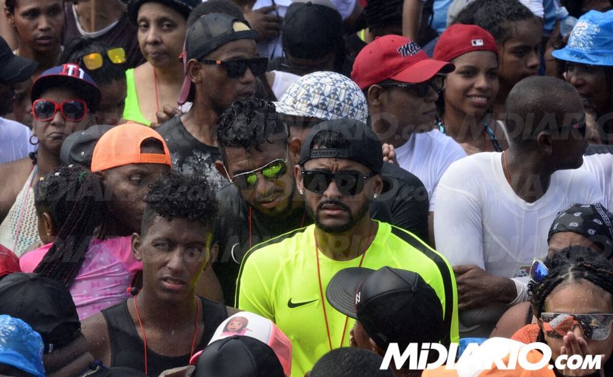 FOTO EXCLUSIVA | Mundialistas panameños gozan los culecos en la Cinta Costera