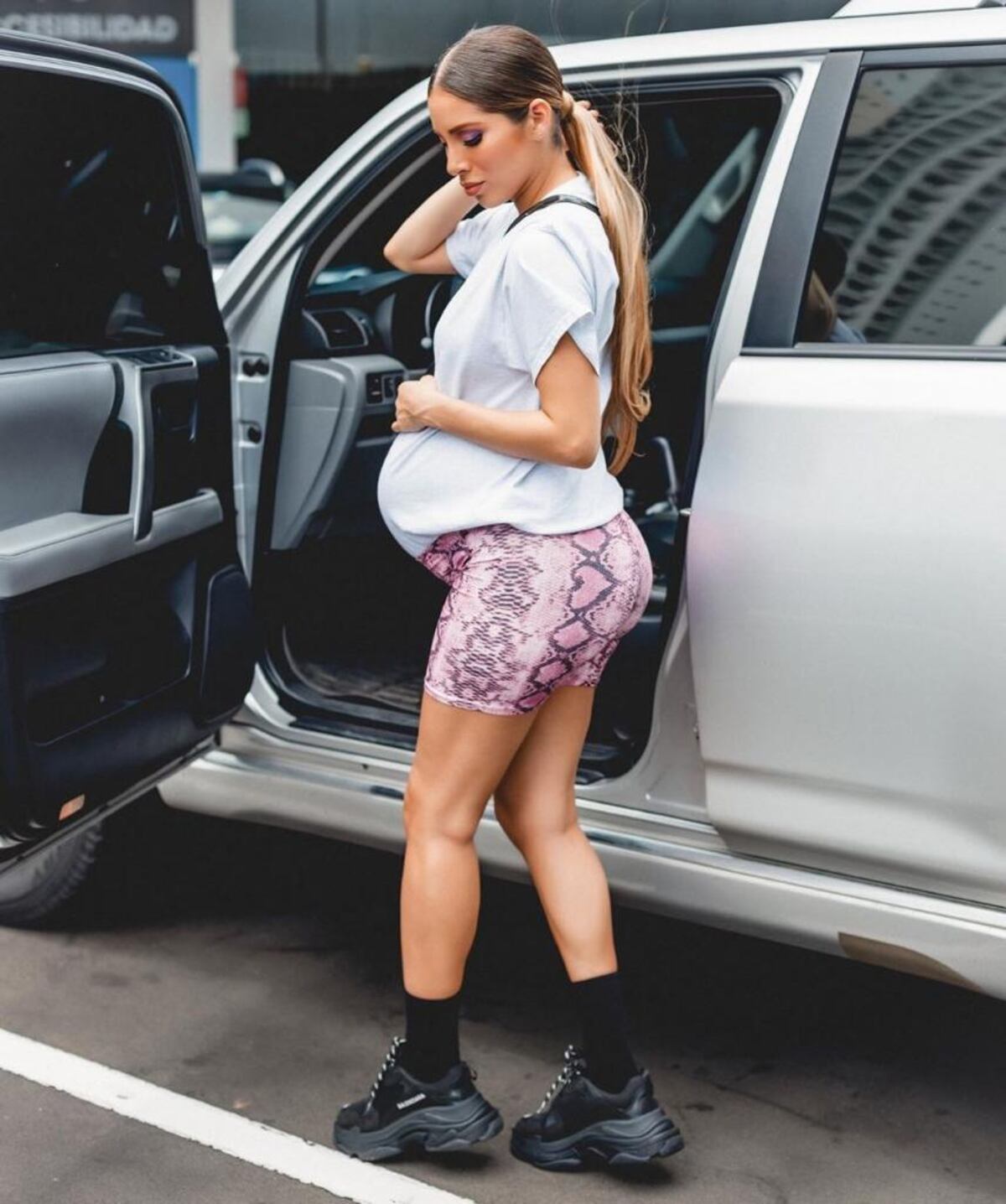 Delany Precilla celebra su baby shower con un montón de globos y recordatorios ‘yeyés’