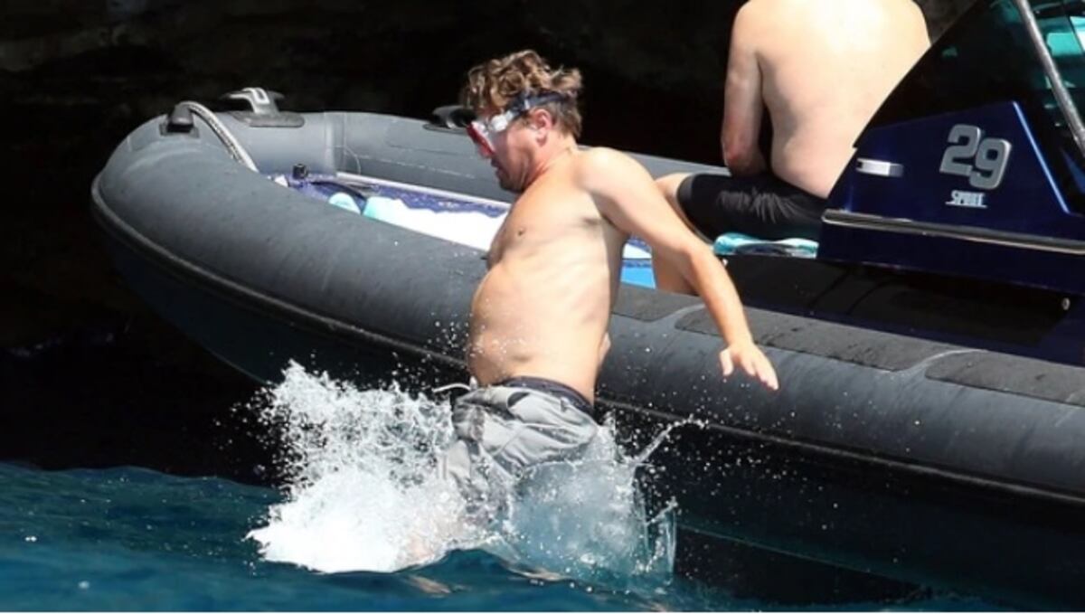 La novia de Leo DiCaprio lo deja en ridículo durante sus vacaciones