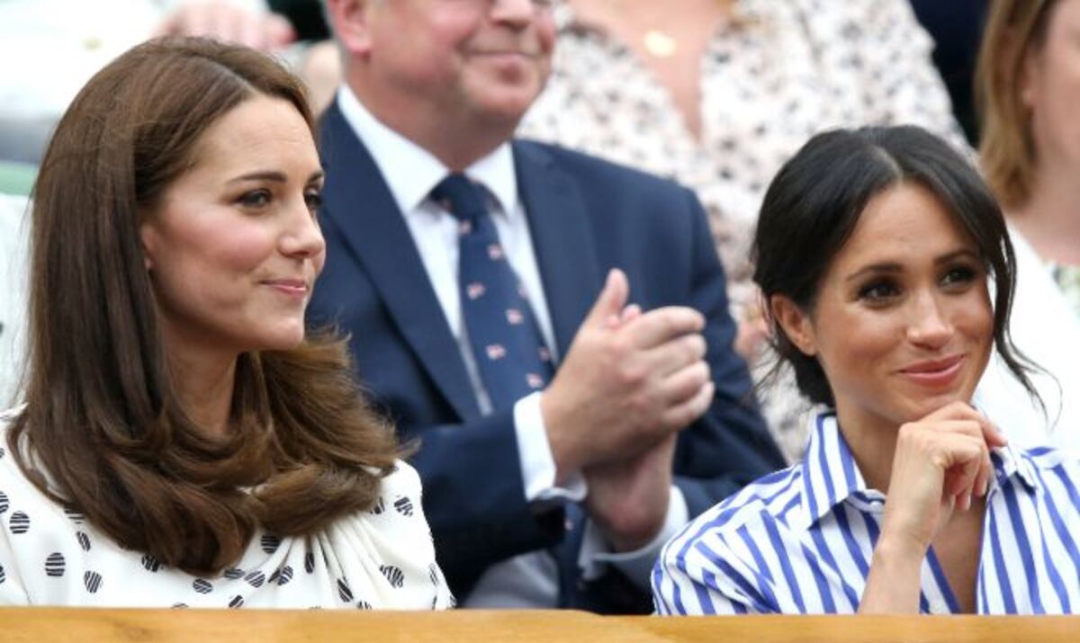 El palacio de Kensington se expresa sobre disputa entre Middleton y Markle