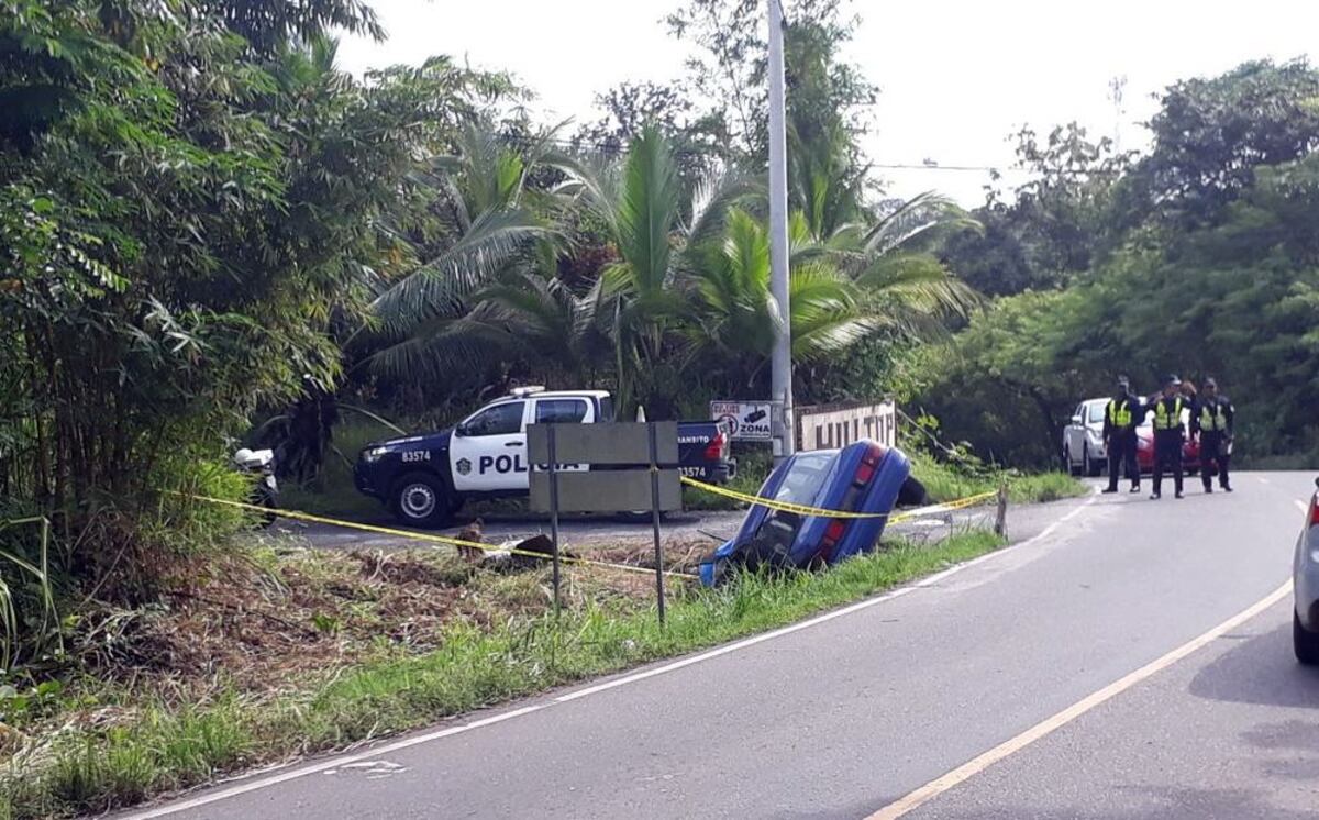 LO ÚLTIMO. Se durmió al volante y voló por el parabrisas | VIDEO
