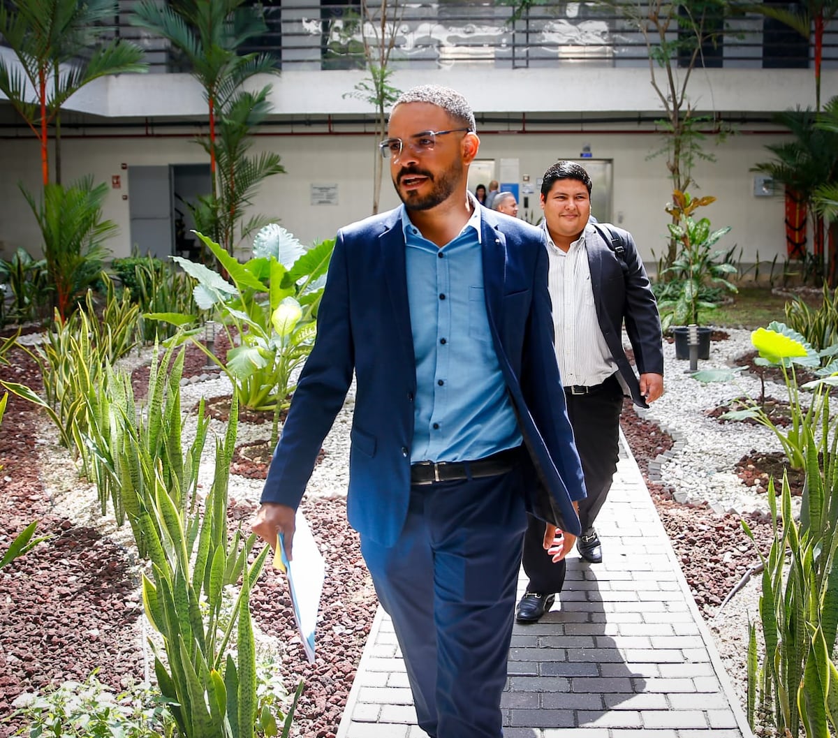 Denuncia de Neftalí Jaén contra Betserai Richards es desestimada por el TE