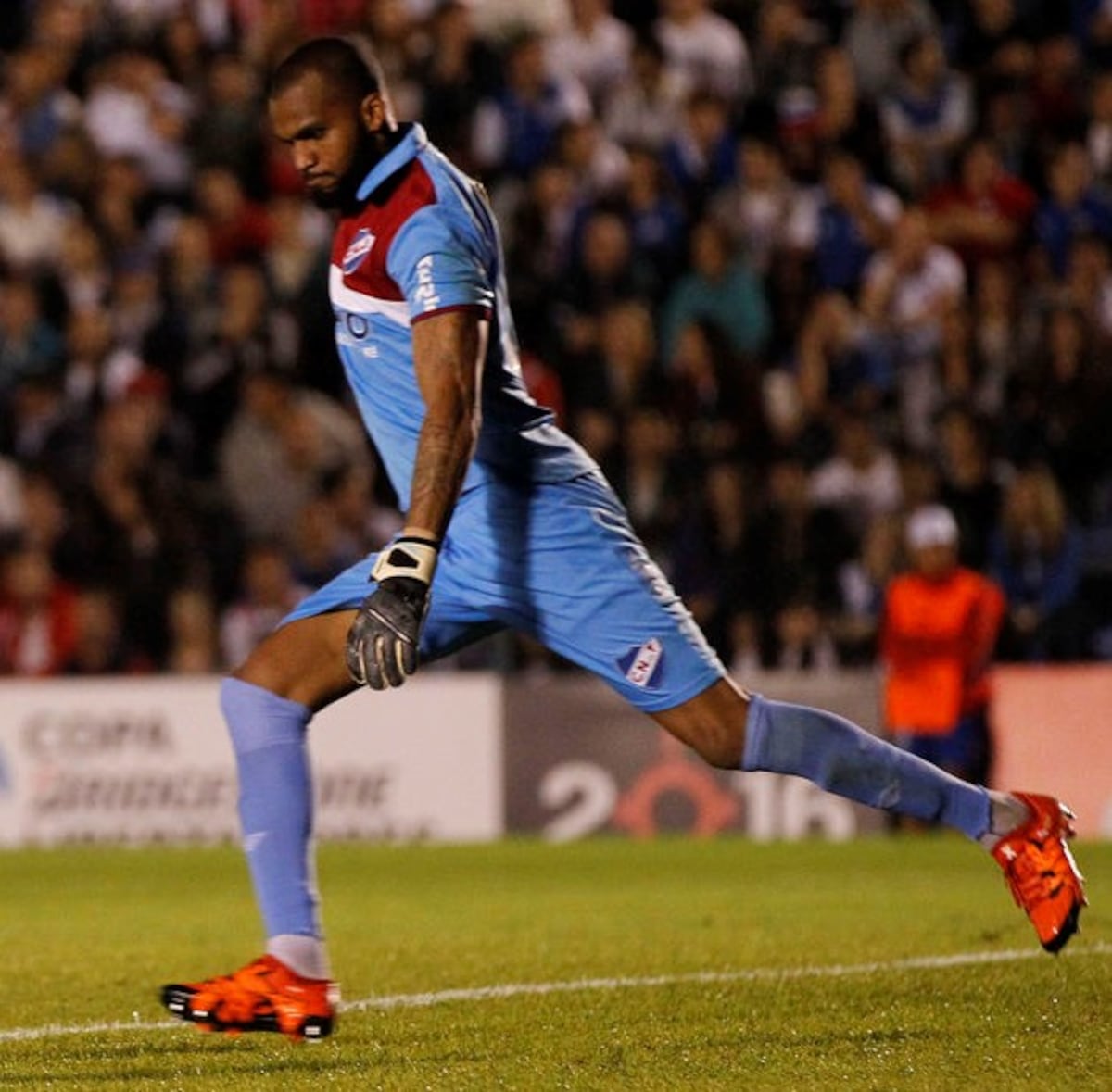 Nacional de ‘Manotas’ Mejía viaja a Venezuela a sellar su pase