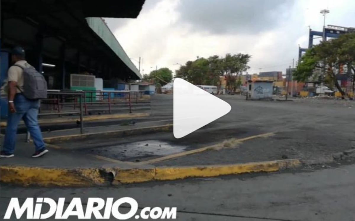 ¡NO HAY BUSES! Terminal de buses de Colón amanece sin transporte público