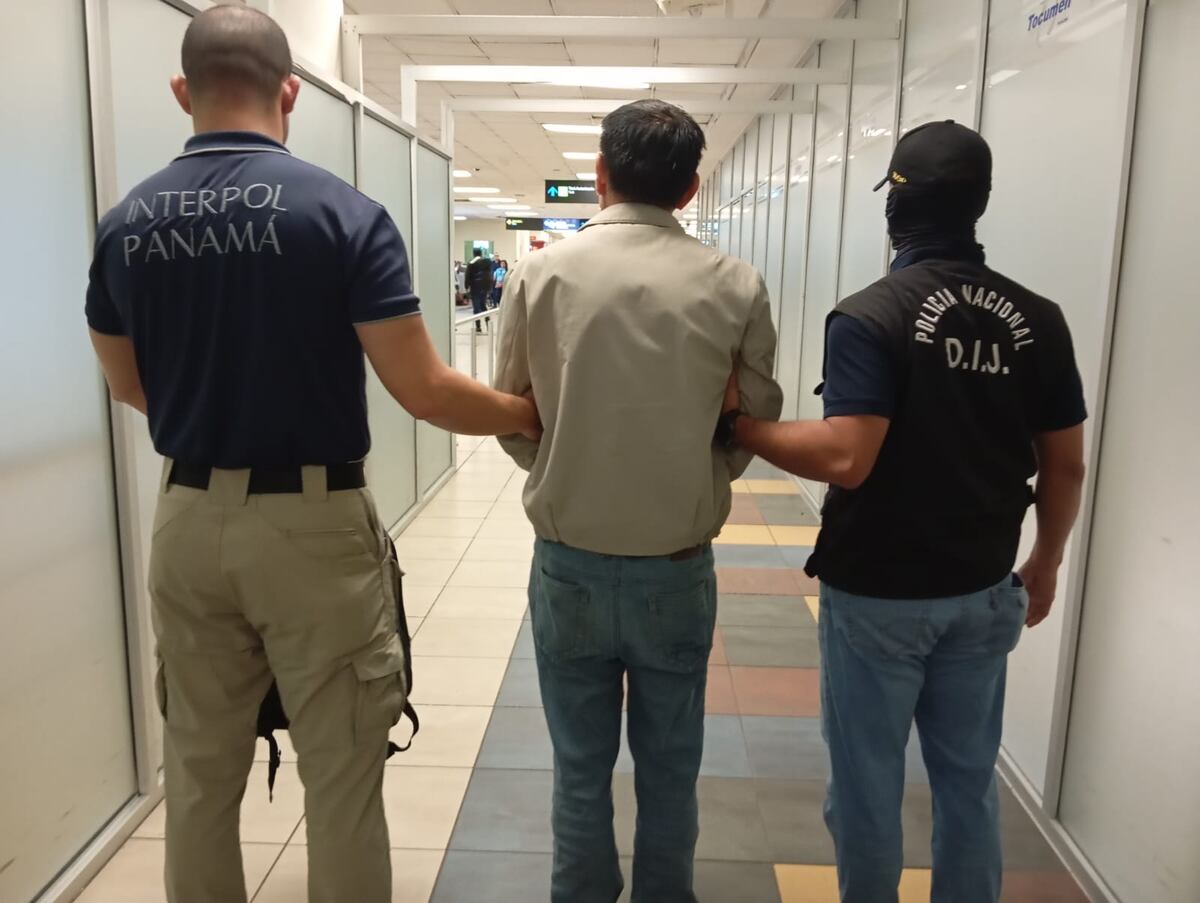 ¡Cayó en Panamá! Asiático acusado de doble crimen en España fue capturado en tránsito
