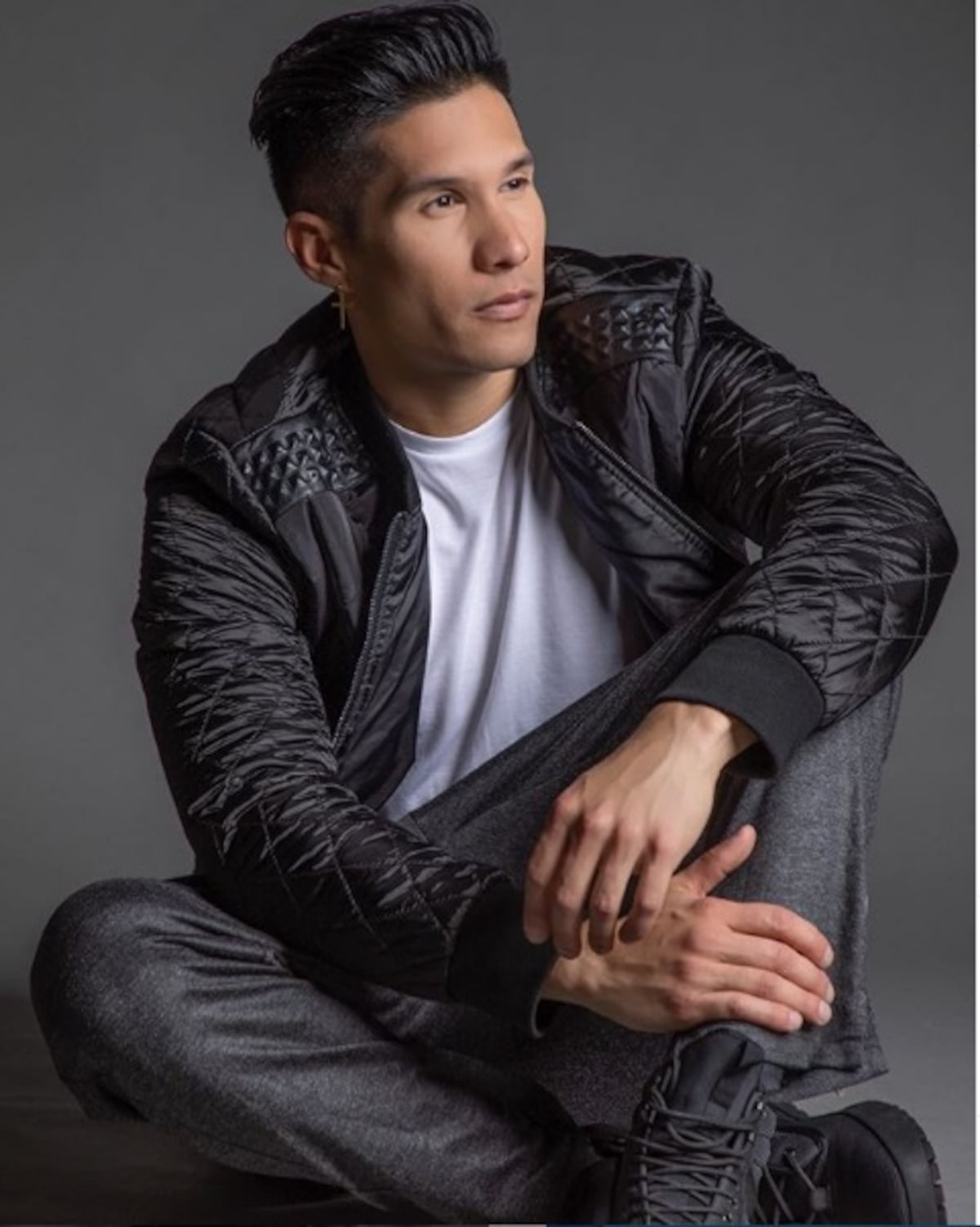 El cantante venezolano Chyno Miranda estuvo paralítico y se recupera lentamente 