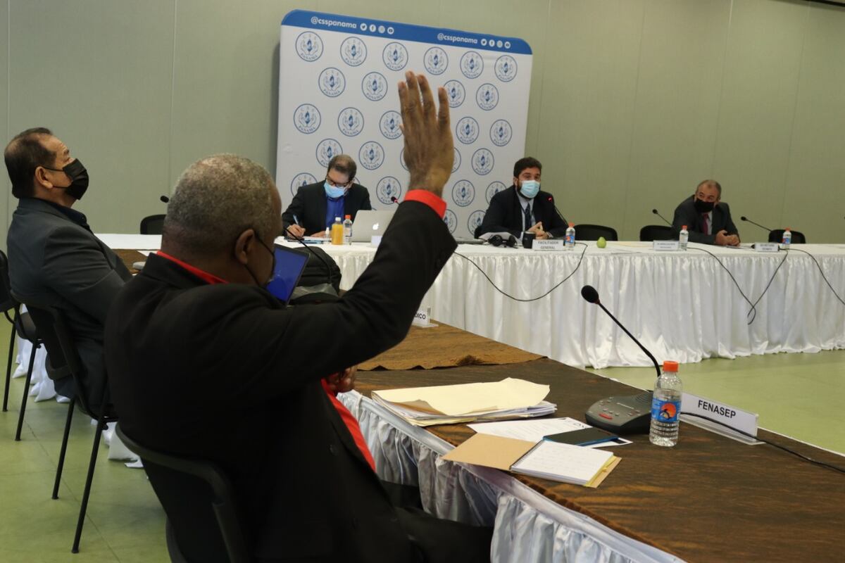 Este lunes inicia la evaluación de las propuestas elaboradas para reformar a la CSS