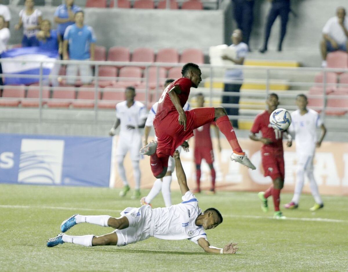 Hijo de Leandro Ávila suspendido 6 meses por Fepafut; 9 sancionados más
