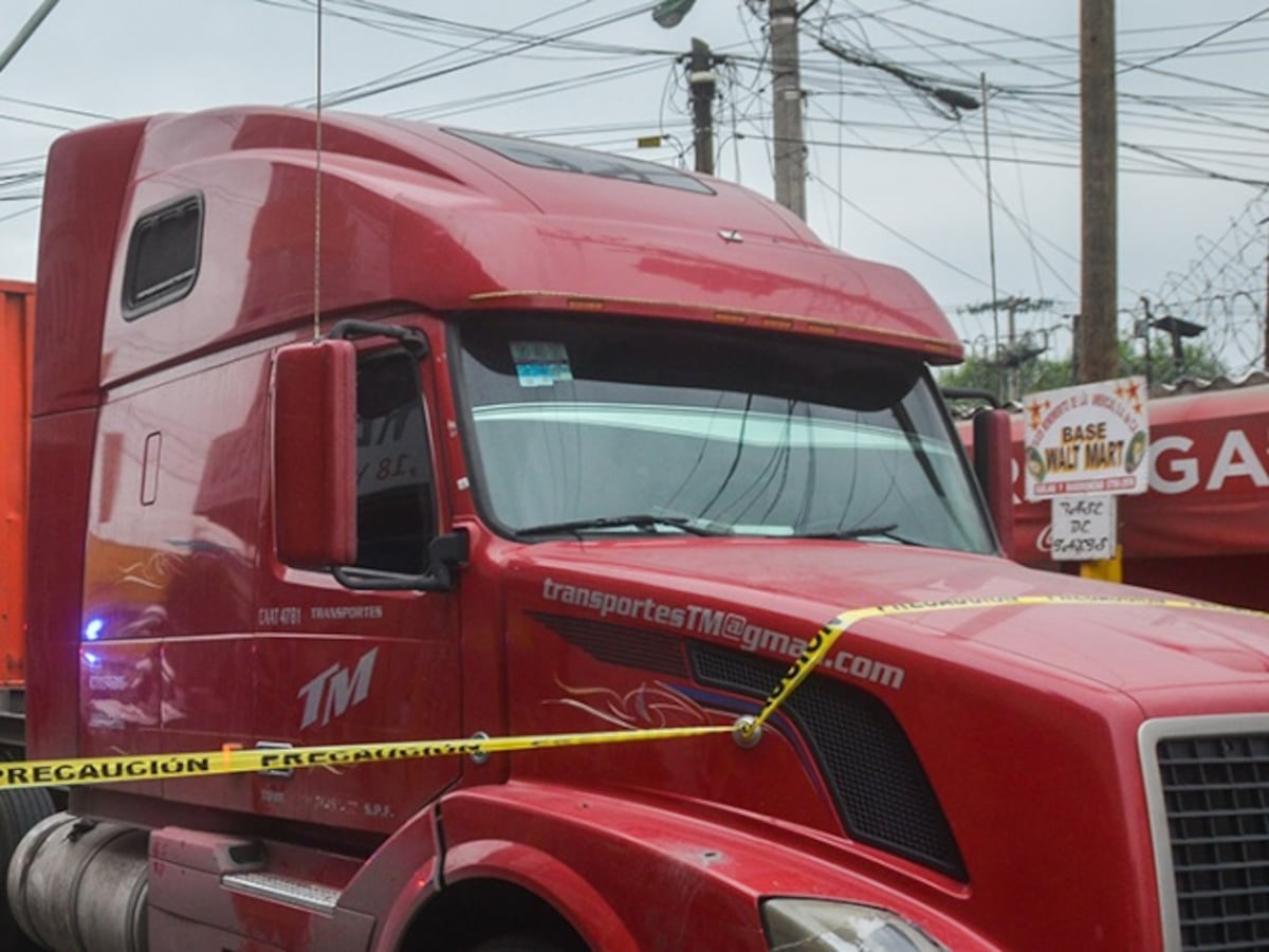 Cae hombre que provocó la muerte de su hija; la colgó de los pies en un tráiler