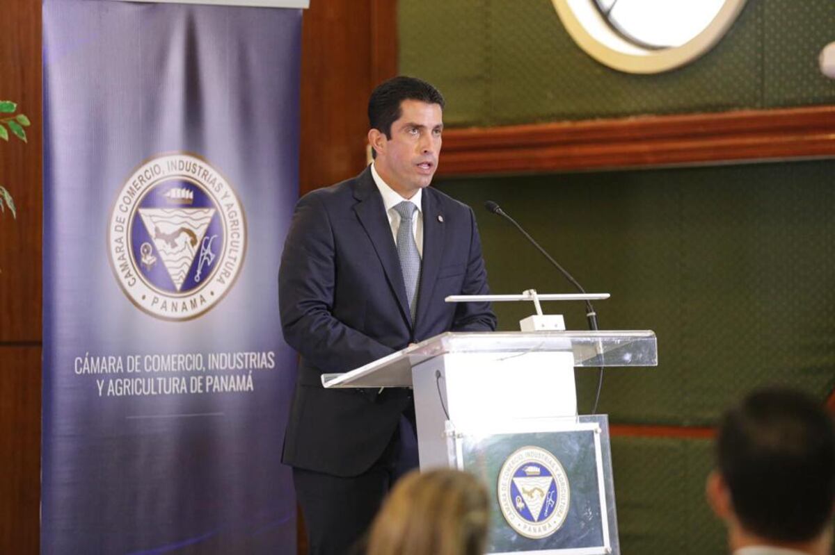 Eficiencia y responsabilidad en el manejo de las finanzas públicas, opina José Ramón Icaza