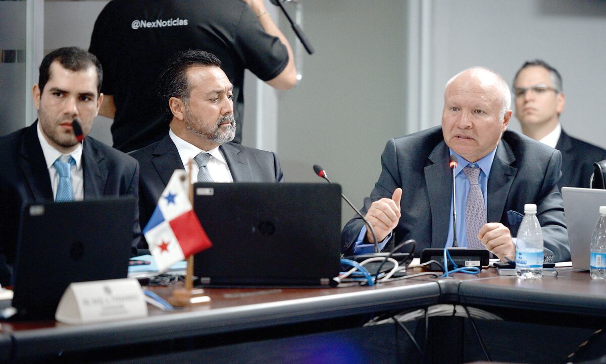 Piden más plata para el arroz y los jamones para fin de año