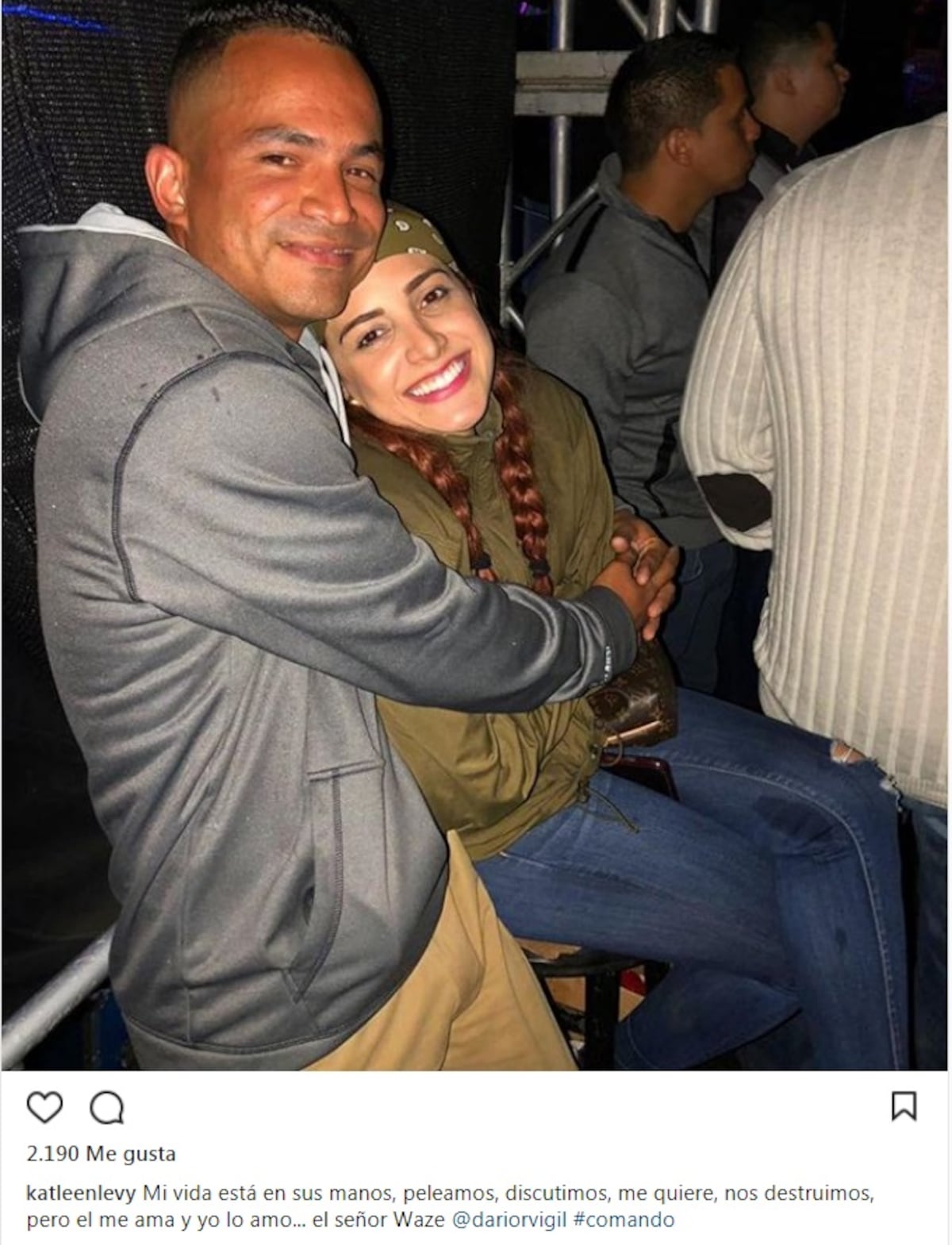 ¡Wopa! La diputada Katleen Levy sorprende a muchos al presentar a su protector