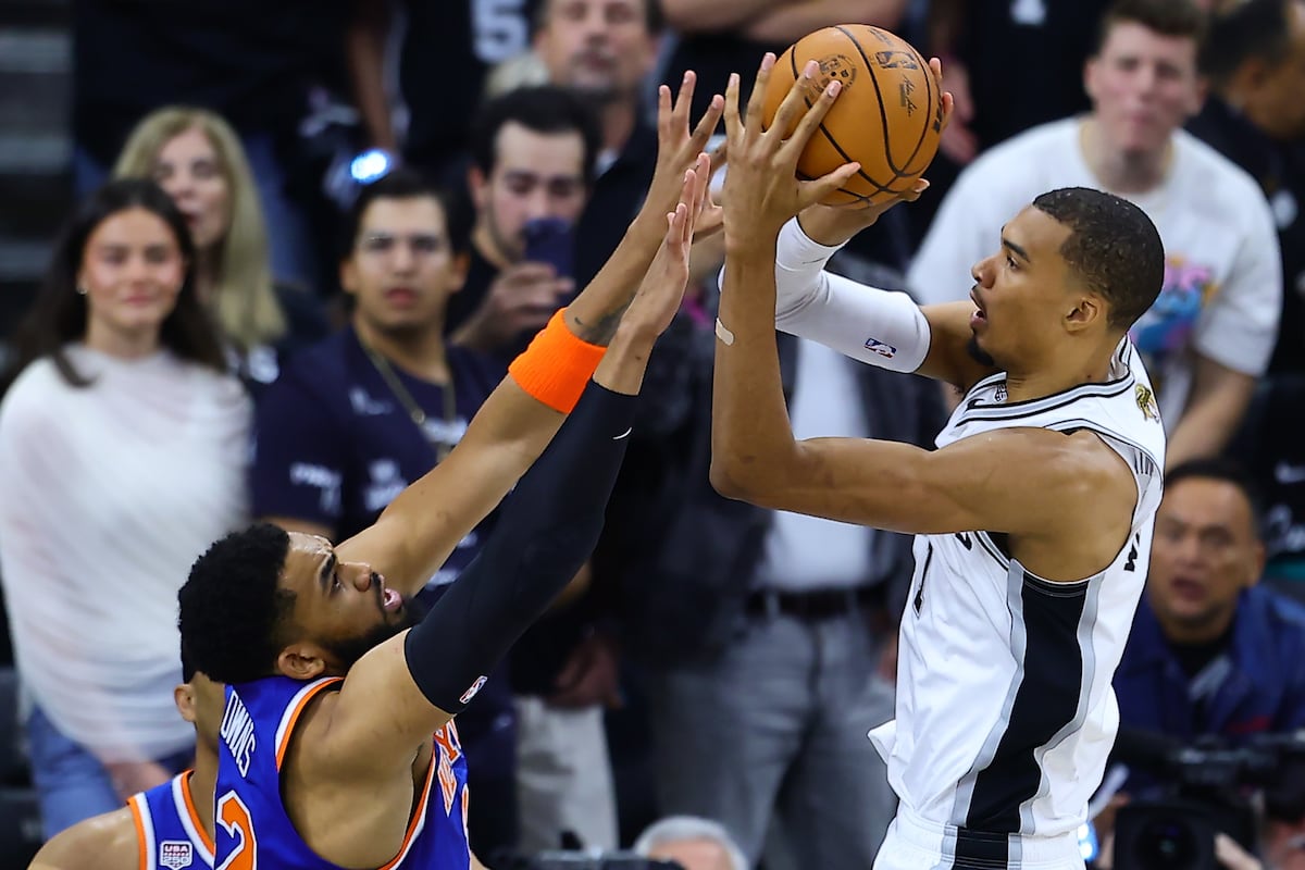 Los Knicks ponen a Wembanyama contra la pared en unas Final a máxima presión