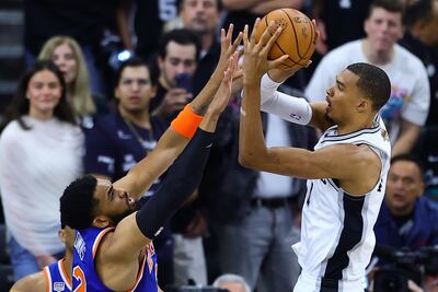 Los Knicks ponen a Wembanyama contra la pared en unas Final a máxima presión 