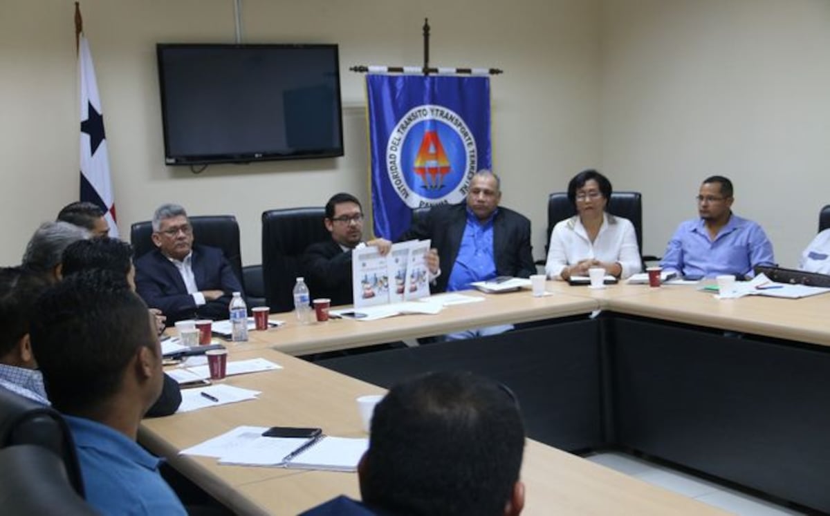 Transportistas de carga deberán recibir capacitación en el Inadeh