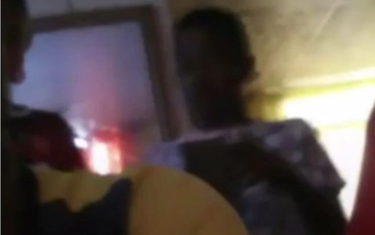 Circula video de una presunta pandilla atribuyéndose el caos en Multiplaza