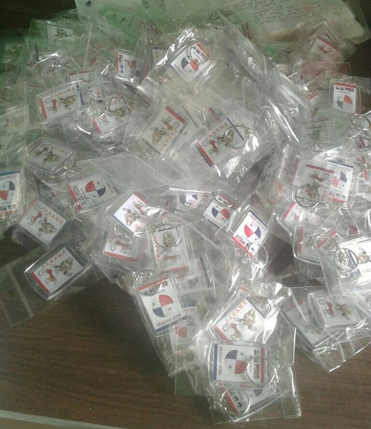 Pillan a costarricense con 236 llaveros de la selección de Fútbol de Panamá