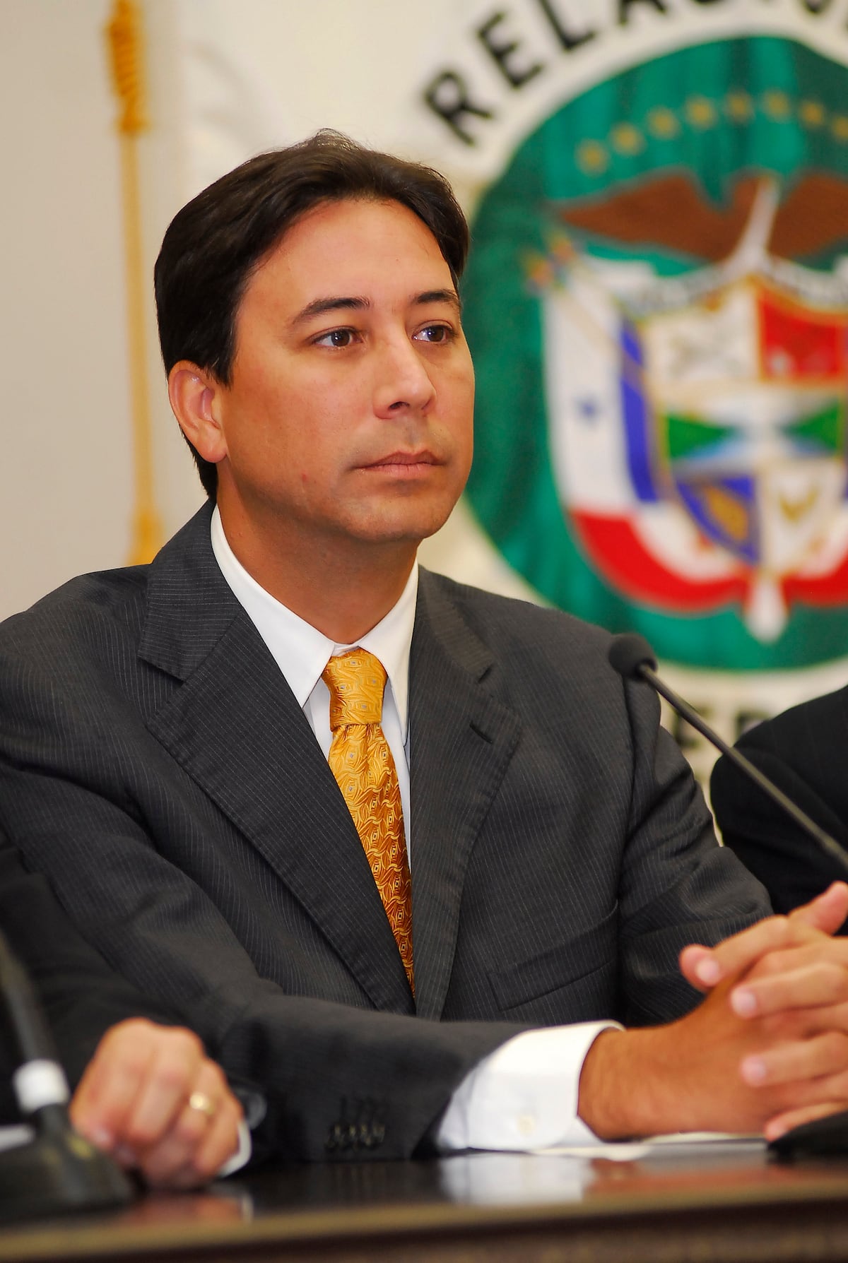 Juez español viajará a Panamá para entrevistar a exministros Papadimitriu y Arrocha