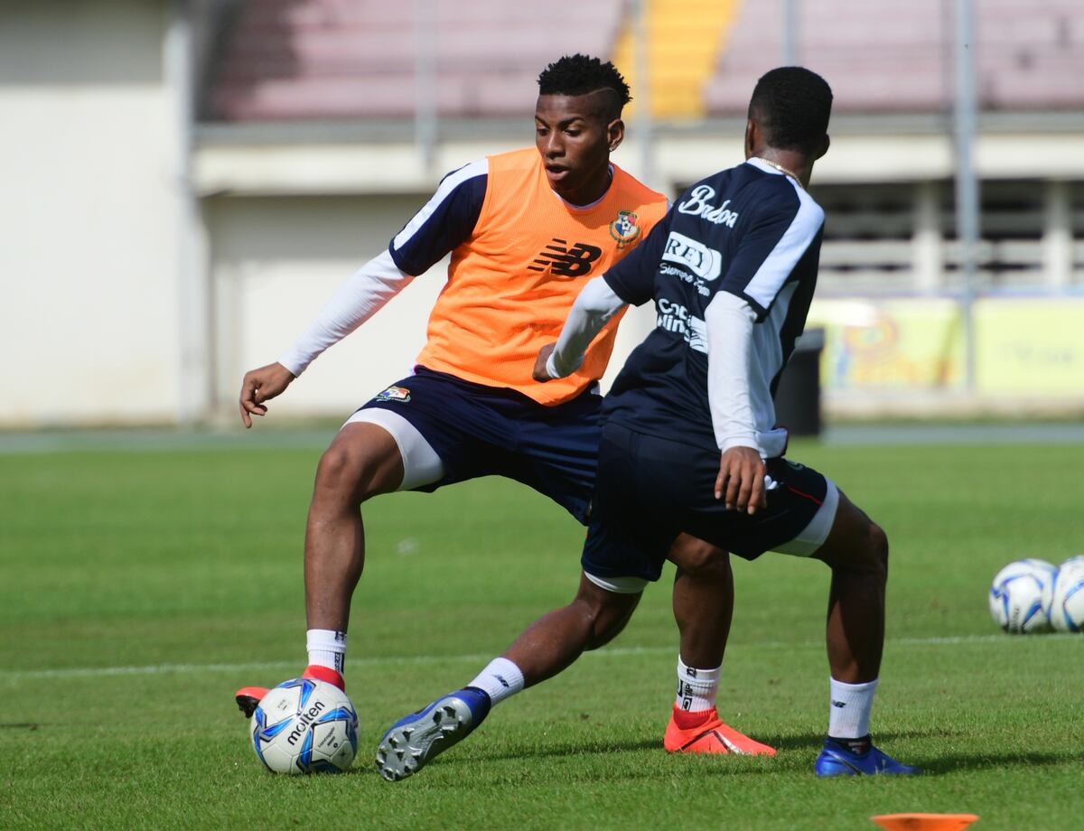 'Extraño a mi padre, quiero ir a Copa Oro por él"