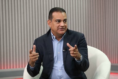 Luis Ernesto Carles se baja del panameñismo